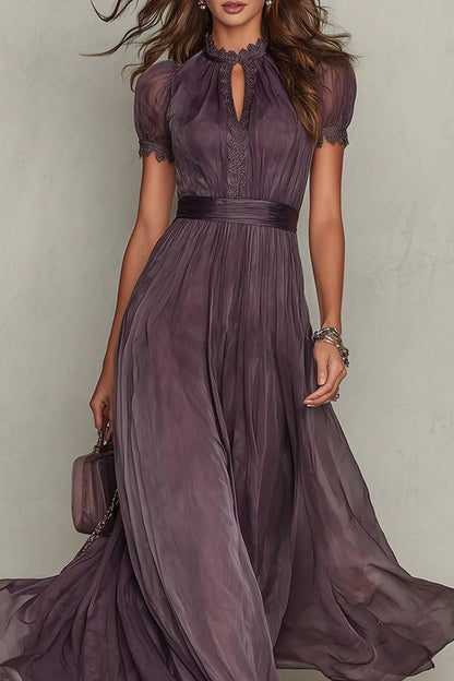 FLAVIA - ROBE LONGUE VIOLETTE AVEC ENCOLURE GOUTTE ET BORDURE EN DENTELLE DE MOUSSELINE